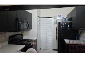 1025 113TH TERRACE, PEMBROKE PINES, FL 33025 - MLS#MFRTB8460502