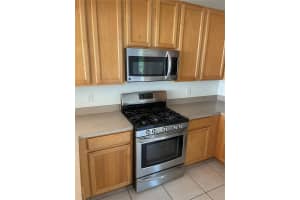 2945 BAYSHORE POINTE DRIVE, TAMPA, FL 33611 Sold 02/10/26