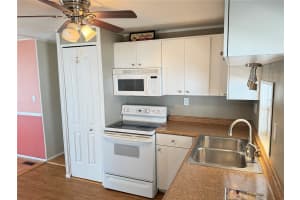 653 MOUNT LANCASTER AVENUE, ST PETERSBURG, FL 33702 - MLS#MFRTB8460629