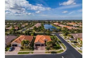 16301 GARNET GLEN PLACE, WIMAUMA, FL 33598 - MLS#MFRTB8460648