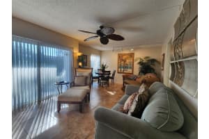 2132 LAKEWOOD CLUB DRIVE, ST PETERSBURG, FL 33712 - MLS#MFRTB8460681