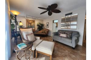 2132 LAKEWOOD CLUB DRIVE, ST PETERSBURG, FL 33712 - MLS#MFRTB8460681