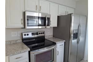 11528 107TH AVENUE, LARGO, FL 33778 - MLS#MFRTB8460683