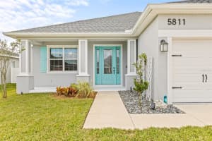 5811 VALENTINO WAY, LAKELAND, FL 33812 - MLS#MFRTB8460687