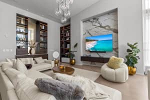 1020 SUNSET POINT ROAD, CLEARWATER, FL 33755 - MLS#MFRTB8460720