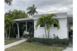 18675 US HIGHWAY 19 N #132, CLEARWATER, FL 33764 - MLS#MFRTB8460732