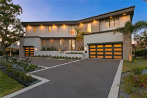 1075 31ST TERRACE, ST PETERSBURG, FL 33704 - MLS#MFRTB8460811