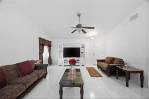 11239 SOUTHWIND LAKE DRIVE, GIBSONTON, FL 33534 - MLS#MFRTB8460900