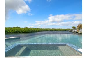 14201 BAY DRIVE, FORT MYERS, FL 33919 - MLS#MFRTB8460903