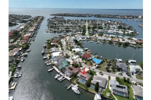 6429 LAKE SUNRISE DRIVE, APOLLO BEACH, FL 33572 Sold 01/30/26