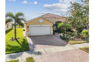 4949 Marble Springs Cir, WIMAUMA