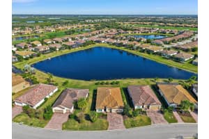 227 HERITAGE PRESERVE RUN, BRADENTON, FL 34212 - MLS#MFRTB8461031