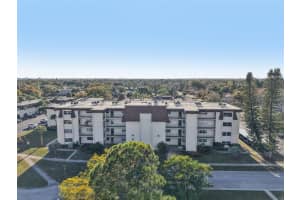 209 LINCOLN CIRCLE, ST PETERSBURG, FL 33702 - MLS#MFRTB8461039