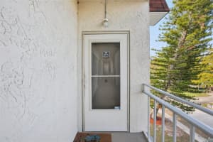 209 LINCOLN CIRCLE, ST PETERSBURG, FL 33702 - MLS#MFRTB8461039