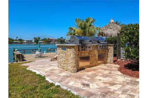 736 ISLAND WAY, CLEARWATER BEACH, FL 33767 - MLS#MFRTB8461051