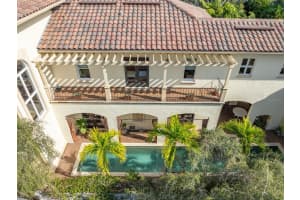 2152 COFFEE POT BOULEVARD, ST PETERSBURG, FL 33704 - MLS#MFRTB8461093