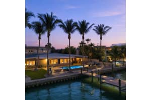 225 55TH AVENUE, ST PETE BEACH, FL 33706 - MLS#MFRTB8461157