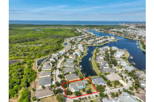 613 MANNS HARBOR DRIVE, APOLLO BEACH, FL 33572 - MLS#MFRTB8461192
