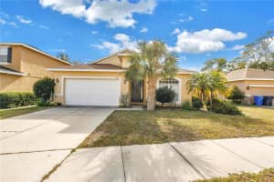 607 CENTER AVENUE, BRANDON, FL 33511 - MLS#MFRTB8461284