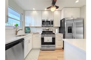 5960 30TH AVENUE, GULFPORT, FL 33707 - MLS#MFRTB8461328