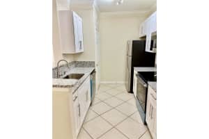 4323 BAYSIDE VILLAGE DRIVE, TAMPA, FL 33615 - MLS#MFRTB8461377