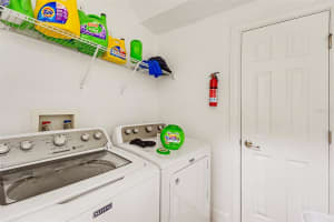 130 BANYAN BAY DRIVE, ST PETERSBURG, FL 33705 - MLS#MFRTB8461528