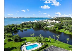 220 BELLEVIEW BOULEVARD, BELLEAIR, FL 33756 - MLS#MFRTB8461552