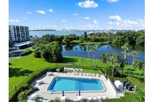 220 BELLEVIEW BOULEVARD, BELLEAIR, FL 33756 - MLS#MFRTB8461552