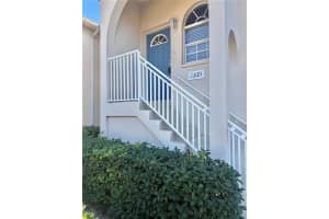 4220 Players Pl #2221, SARASOTA