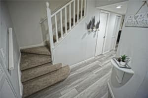 6924 LAKEVIEW COURT, TAMPA, FL 33634 - MLS#MFRTB8461590