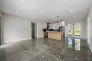 8217 TANGLEWOOD LANE, TAMPA, FL 33615 - MLS#MFRTB8461601