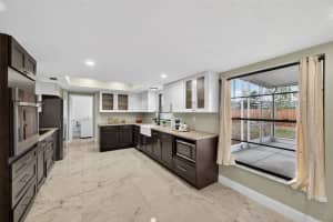 520 WYNNWOOD DRIVE, BRANDON, FL 33511 - MLS#MFRTB8461603