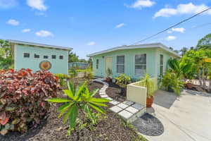 6470 64th Ave N Pinellas Park, FL 33781 - Off Market