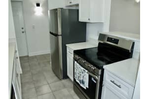 11525 8TH WAY, ST PETERSBURG, FL 33716 - MLS#MFRTB8461680