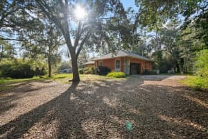 4028 CASTLEWOOD RD, SEFFNER, FL 33584 - MLS#MFRTB8461703