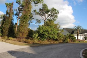 2250 STONEGATE CIRCLE, PORT CHARLOTTE, FL 33948 - MLS#MFRTB8461705