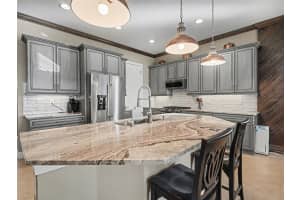 1018 OVERLOOK COURT, BRADENTON, FL 34208 - MLS#MFRTB8461766