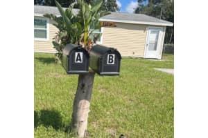 6806 THOMAS CIRCLE, TAMPA, FL 33619 - MLS#MFRTB8461917