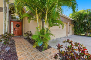 11308 CALLAWAY POND DRIVE, RIVERVIEW, FL 33579 - MLS#MFRTB8461925