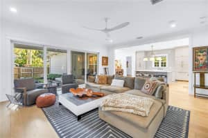 135 19TH AVENUE, ST PETERSBURG, FL 33704 - MLS#MFRTB8461952