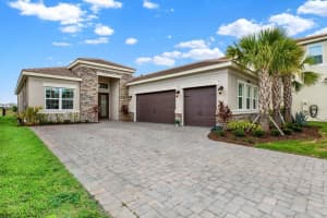 32179 LOGAN ELM TERRACE, WESLEY CHAPEL, FL 33543 - MLS#MFRTB8461954