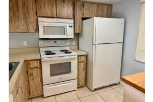 5023 TERRACE PALMS CIRCLE, TAMPA, FL 33617 - MLS#MFRTB8462013