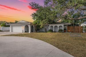 1854 DOLPHIN BOULEVARD, ST PETERSBURG, FL 33707 - MLS#MFRTB8462040