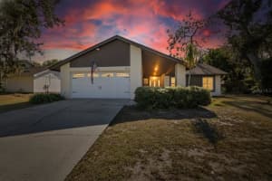 614 SANDALWOOD DRIVE, PLANT CITY, FL 33563 - MLS#MFRTB8462117