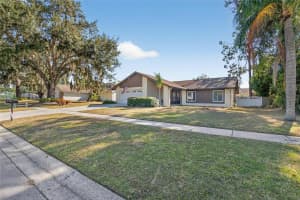 614 SANDALWOOD DRIVE, PLANT CITY, FL 33563 - MLS#MFRTB8462117