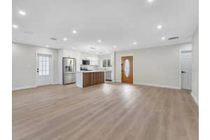 1324 CHESTERFIELD DRIVE, CLEARWATER, FL 33756 - MLS#MFRTB8462118