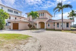 16116 GULF BOULEVARD, REDINGTON BEACH, FL 33708 - MLS#MFRTB8462168
