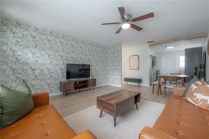 6908 MACDILL AVENUE, TAMPA, FL 33611 - MLS#MFRTB8462174