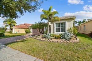 16144 COQUINA BAY LN, WIMAUMA, FL 33598 - MLS#MFRTB8462208