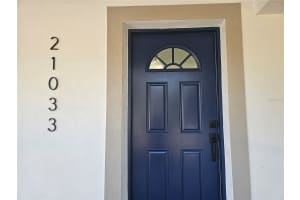 21033 MARKET STREET, DADE CITY, FL 33523 - MLS#MFRTB8462299